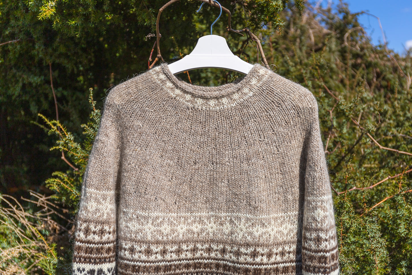 HELGA Hand-Knitted Icelandic Lopapeysa Sweater Size L — Ready To Wear