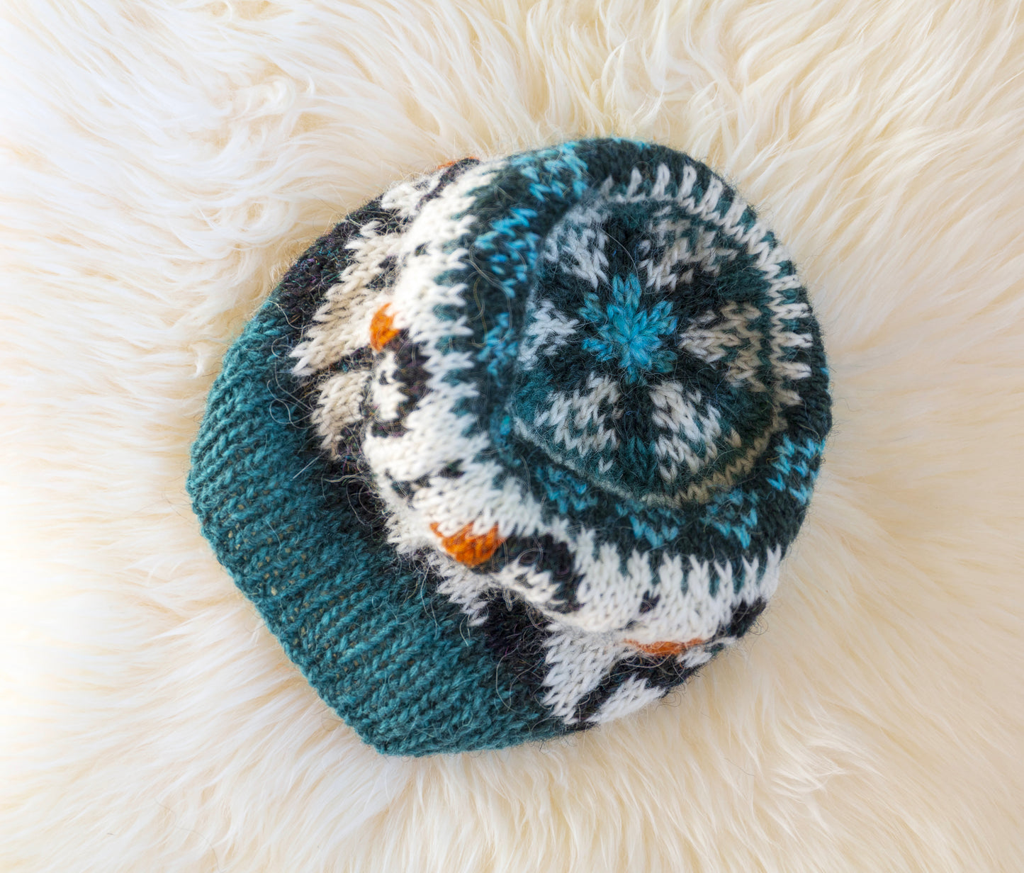 Puffin Hat Knitting Pattern