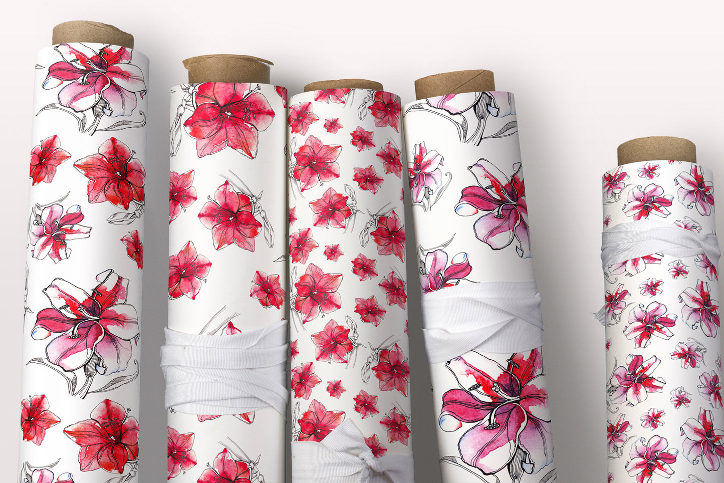 WATERCOLOR RED LILY Graphic Collection