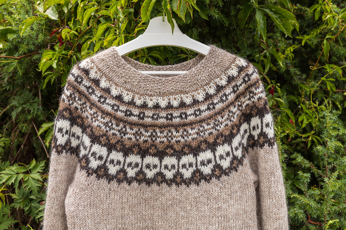 SKULL Icelandic Lopapeysa Sweater Knitting Pattern
