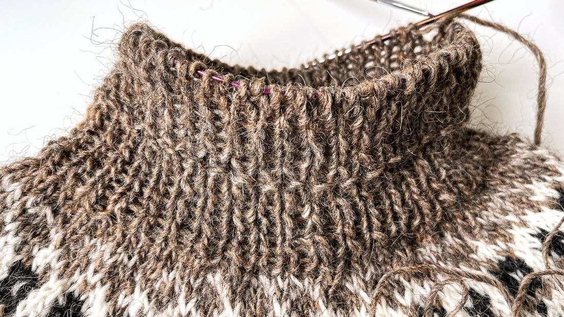 How to Knit a Stretchy Well-Shaped Sweater Neckband With a Beautiful Edge