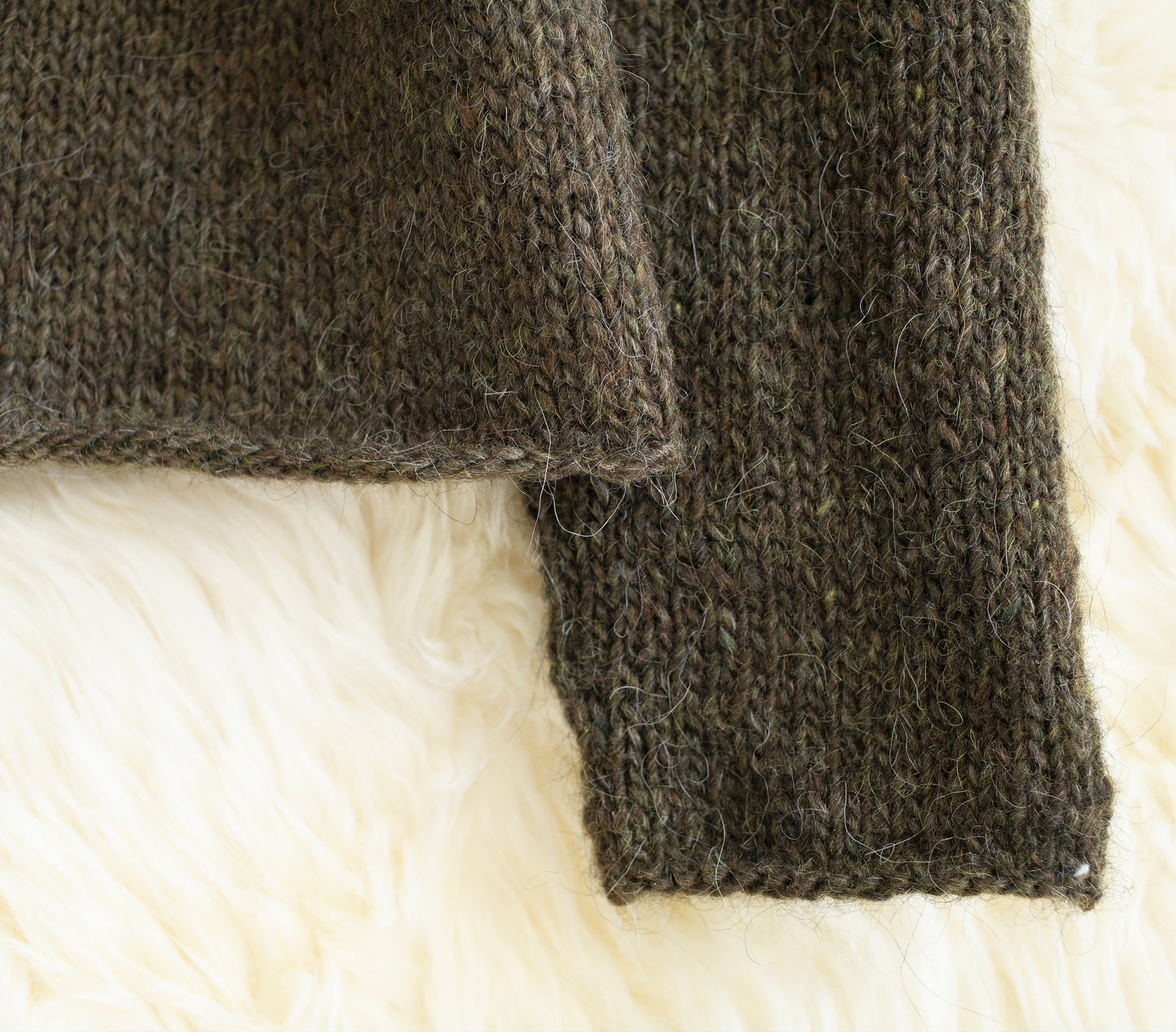 Details of Brown and beige Icelandic lopapeysa knitted sweater from Lettlopi pure Icelandic wool
