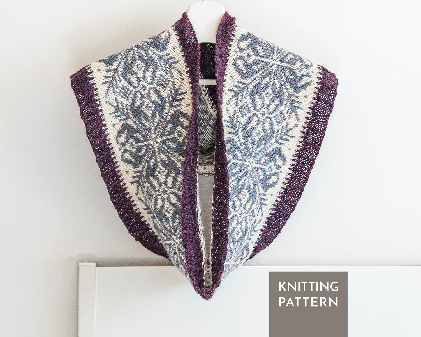 Snowflake Fair Isle Cowl Knitting Pattern PDF