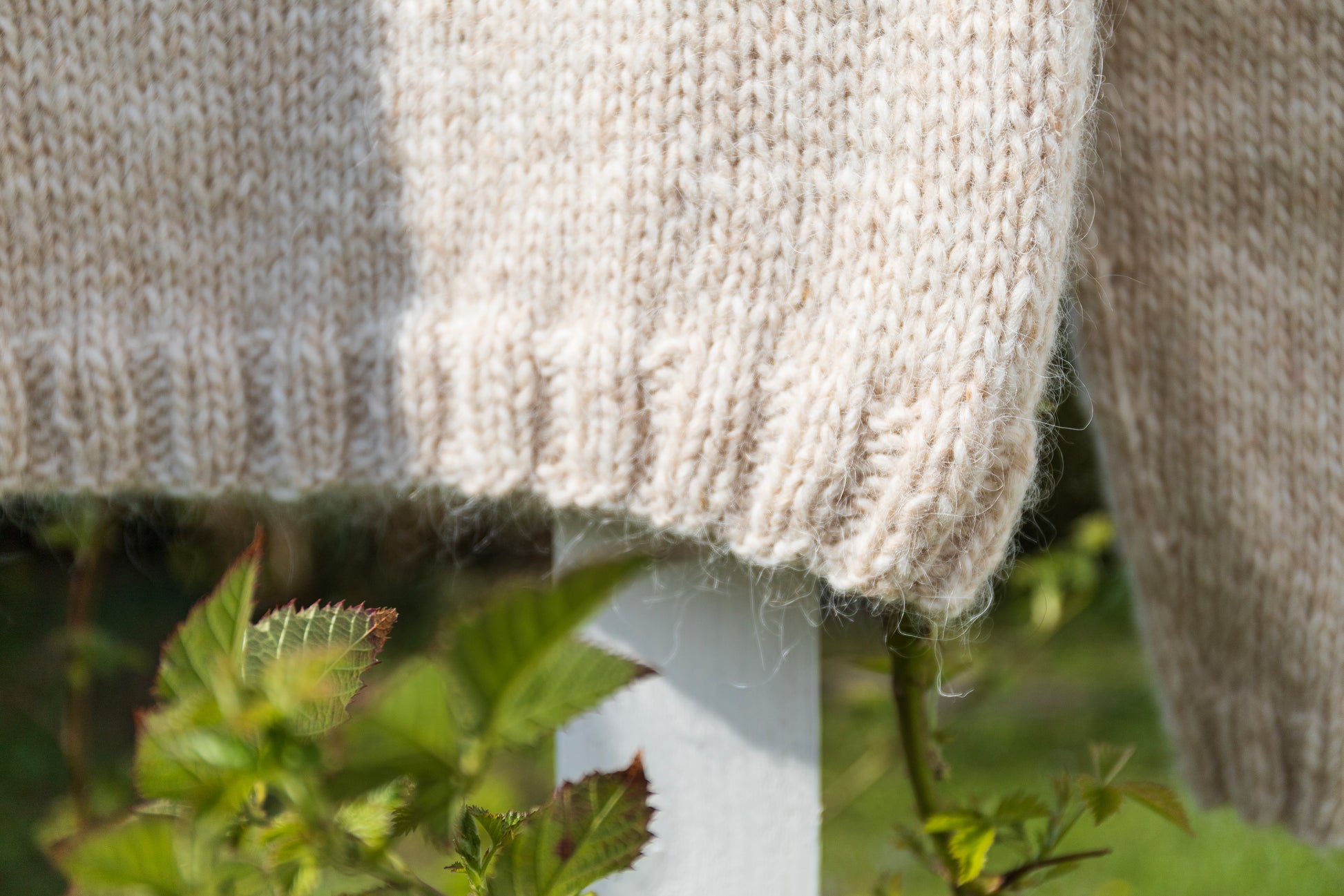 Close-up for hem of Owl Icelandic lopapeysa sweater