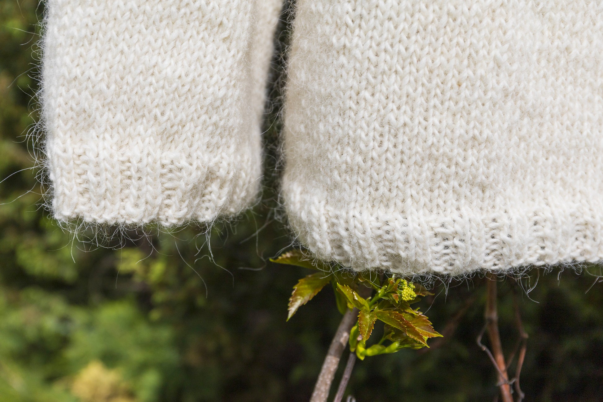 close-up of cuff and hem of Squirrel icelandic lopapeysa sweater