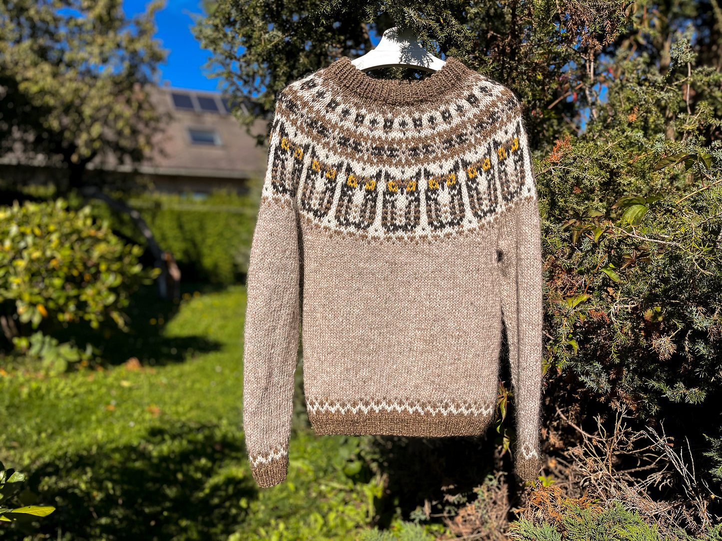 Eagle-Owl Icelandic Lopapeysa Sweater Knitting Pattern • Uhu Yoke Pullover (PDF)