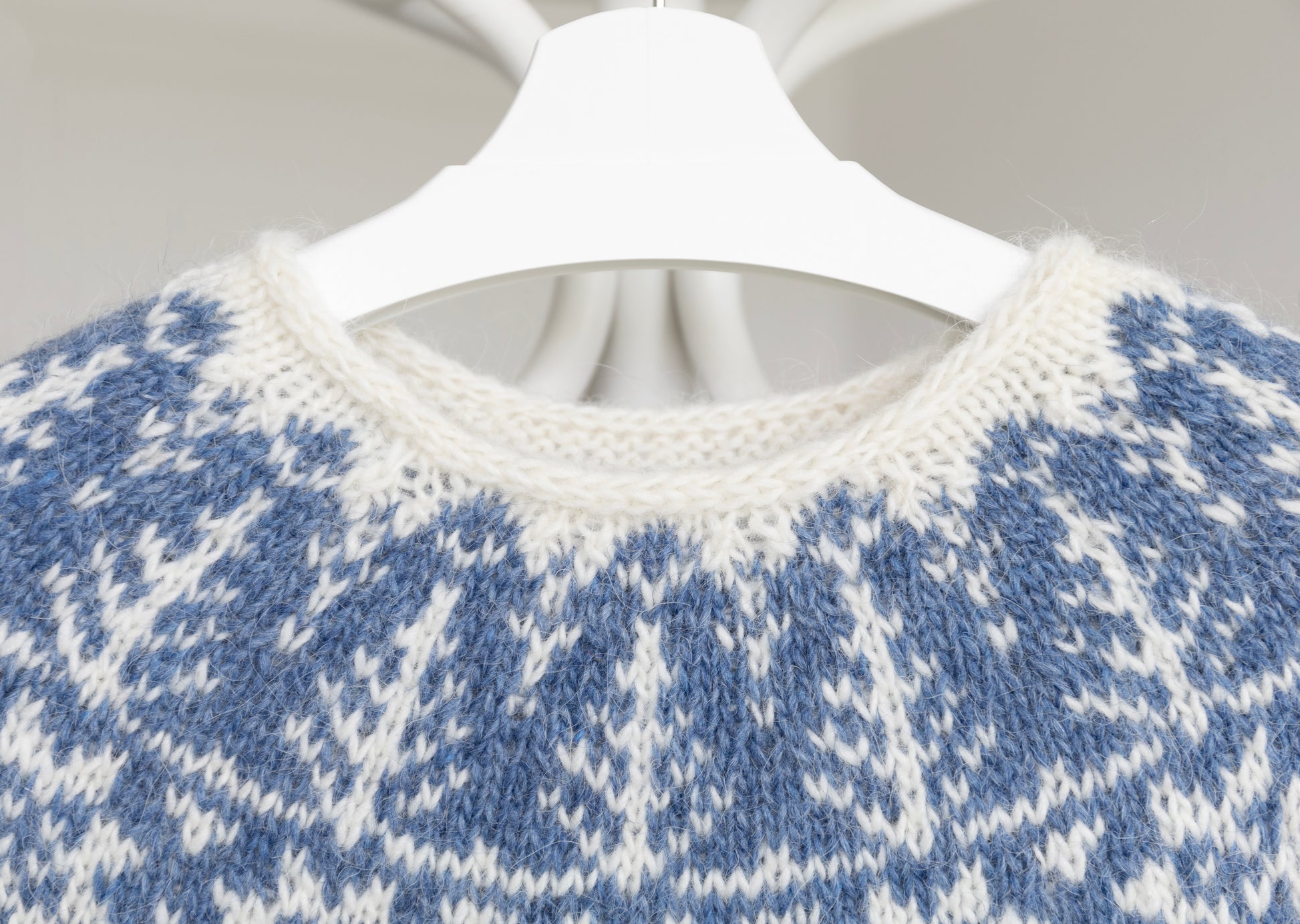 Close-up of a neckband on Vinterskog lopapeysa sweater